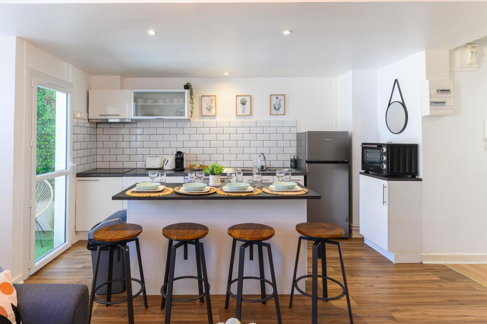 Grand Appartement Avec Balcon Hyper - Centre Tarbes Buitenkant foto