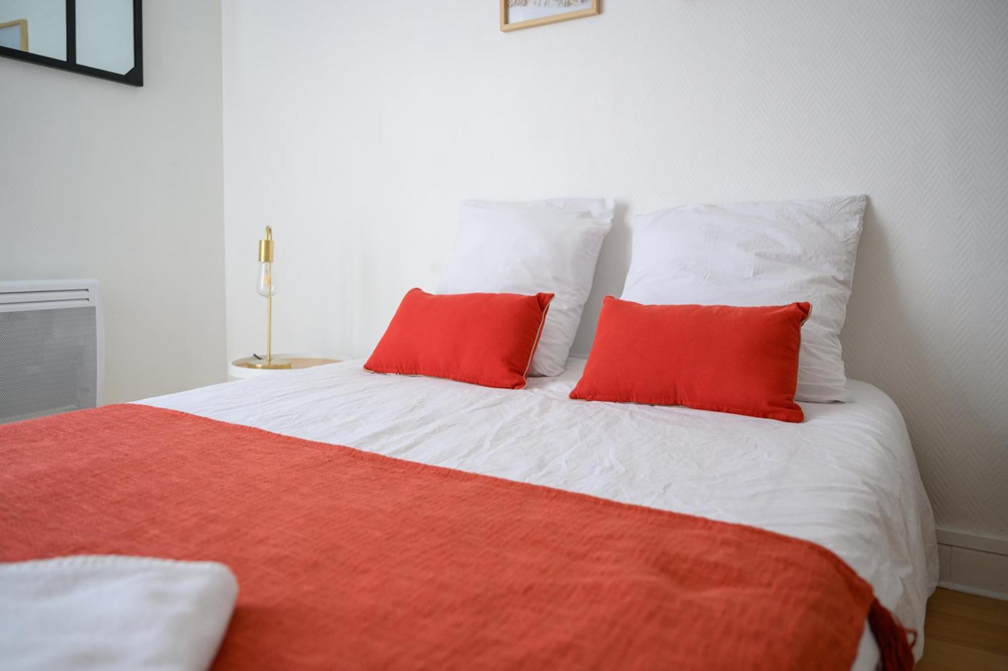 Grand Appartement Avec Balcon Hyper - Centre Tarbes Buitenkant foto